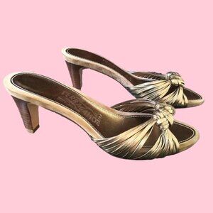 Salvatore Ferragamo Gold Bronze Metallic Tan Suede Heels Pumps 7
